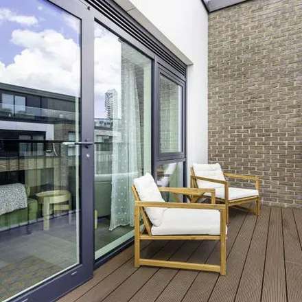 Image 7 - Chelsea Creek Tower, Park Street, London, SW6 2QF, United Kingdom - Apartment for rent