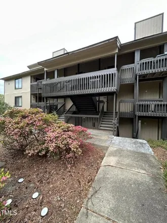 Buy this studio condo on 3117 Huntleigh Drive in Raleigh, NC 27604