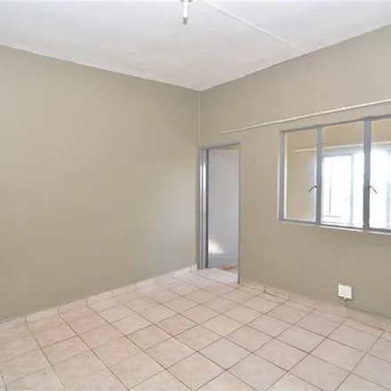 Image 3 - Van der Merwe Street, Hillbrow, Johannesburg, 2001, South Africa - Apartment for rent