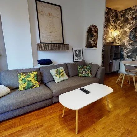 Rent this 4 bed apartment on 93 Rue Baraban in 69003 Lyon, France
