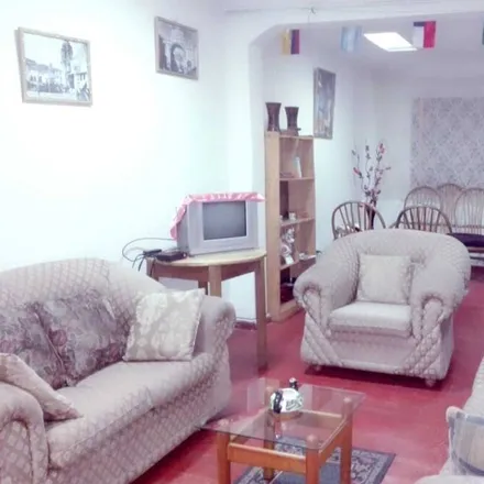 Rent this 4 bed house on Cusco