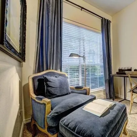 Rent this 1 bed apartment on Holiday Inn Express in West Loop South Frontage Road, Houston