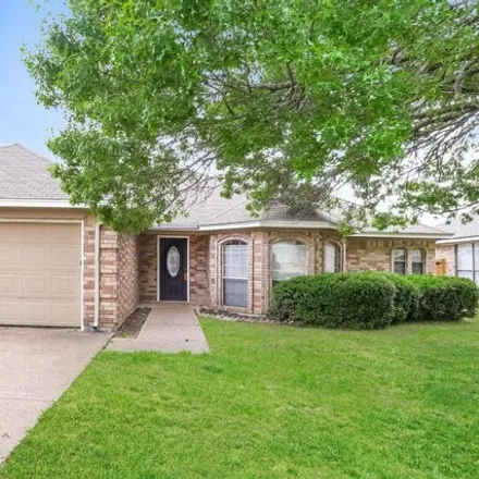 Rent this 3 bed house on 8013 Moss Rock Drive in Fort Worth, TX 76123