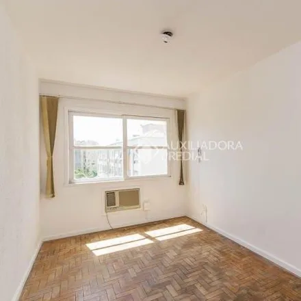 Rent this 2 bed apartment on Pastel com Borda in Rua General Lima e Silva 449, Cidade Baixa