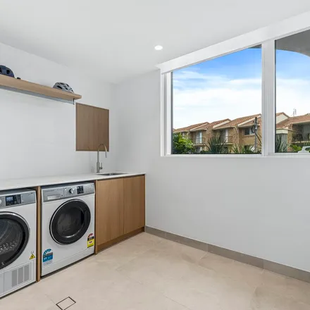Image 6 - 1 Surf Street, Bilinga QLD 4225, Australia - Apartment for rent
