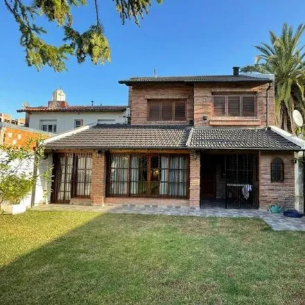 Image 1 - Manuel Rodríguez Fragio 501, Partido de Ituzaingó, B1714 LVH Ituzaingó, Argentina - House for sale