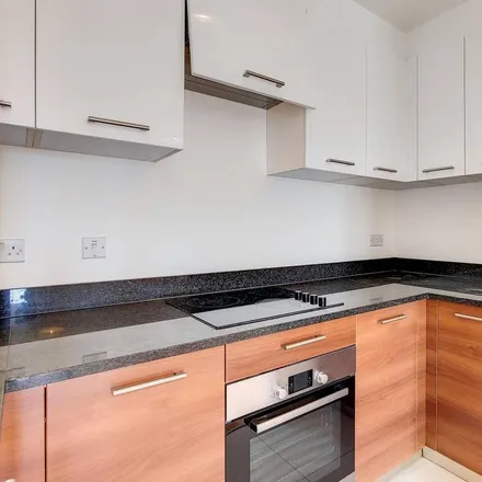 Rent this 1 bed apartment on Harbinger Primary School in Cahir Street, Millwall