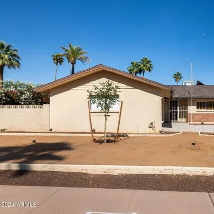 Rent this 3 bed house on 6413 North 82nd Street in Scottsdale, AZ 85250