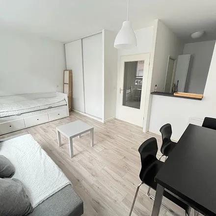 Image 3 - 71 Avenue de la République, 59160 Lomme, France - Apartment for rent