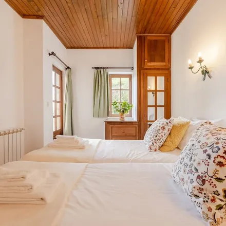 Rent this 2 bed apartment on 4950-740 Distrito de Portalegre