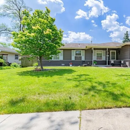 Buy this 4 bed house on 31 Grassmere Road in Elk Grove Village, Elk Grove Township