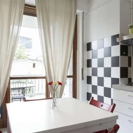 Image 5 - Scaringi, Viale Sabotino, 20135 Milan MI, Italy - Apartment for rent