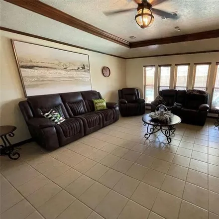 Image 9 - 6951 Glen Willow Drive, Beaumont, TX 77706, USA - House for sale