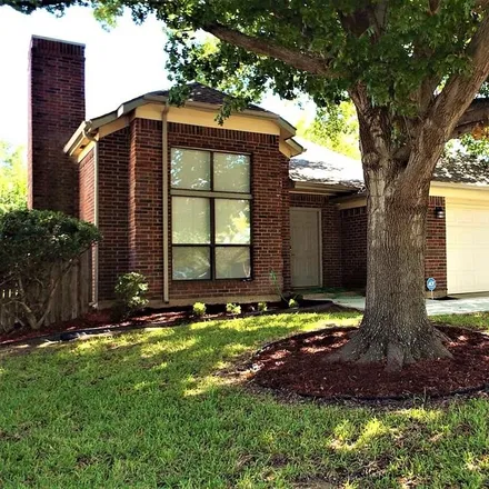 Buy this 3 bed house on 606 Valley Mills Drive in Arlington, TX 76018