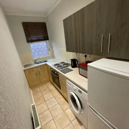 Rent this 1 bed apartment on 12 Providence Avenue in Leeds, LS6 2HN