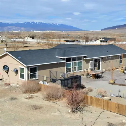 Image 2 - 990 Vonnie Lane, Fernley, NV 89408, USA - House for sale