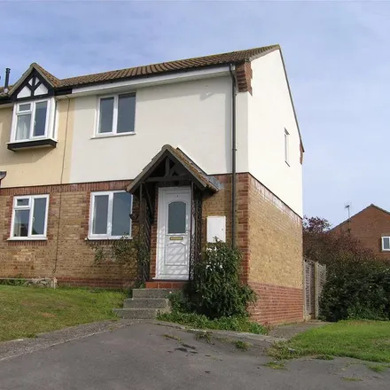 Rent this 2 bed townhouse on 4 Bryer Close in Hamp, Bridgwater
