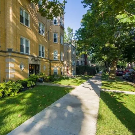 Rent this 1 bed condo on 6501-6509 North Claremont Avenue in Chicago, IL 60645