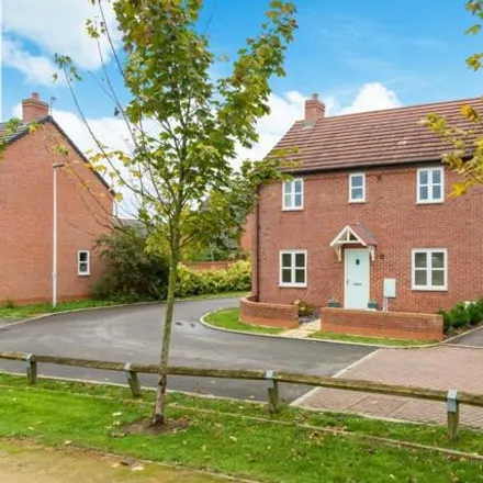 Buy this 4 bed house on Rochester Close in Meon Vale, CV37 8WS