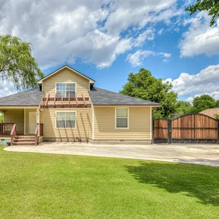 Buy this 3 bed house on 5655 Northwest 46th Street in Warr Acres, Oklahoma County
