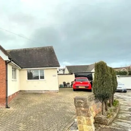 Image 1 - Bryn Lupus Drive, Llanrhos, LL30 1SE, United Kingdom - House for sale