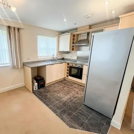 Image 5 - 69 Middlewood Close, Elmdon Heath, B91 2TZ, United Kingdom - Apartment for sale