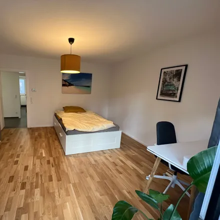 Rent this 1 bed apartment on Schleidenstraße 22 in 60318 Frankfurt, Germany