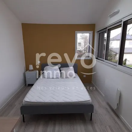Rent this 9 bed apartment on 5 Boulevard du Maréchal Foch in 49051 Angers, France