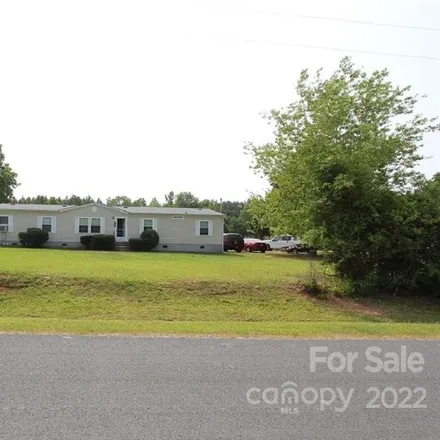 Image 1 - 711 Cedar Creek Road, Anson County, NC 28170, USA - House for sale
