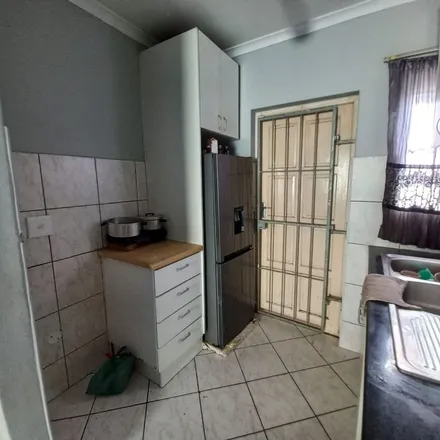 Image 5 - unnamed road, Lwandle, Western Cape, 7143, South Africa - Apartment for rent