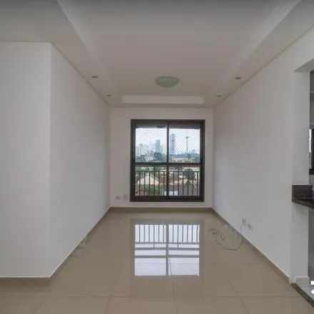 Rent this 2 bed apartment on Condomínio Plaza Sprada in Rua Eduardo Sprada 4390, Cidade Industrial de Curitiba