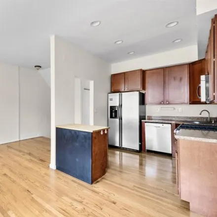 Image 3 - 48 Monticello Avenue, Jersey City, NJ 07304, USA - House for rent