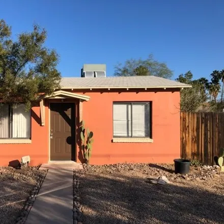Rent this 1 bed house on 1014 North Catalina Avenue in Tucson, AZ 85711