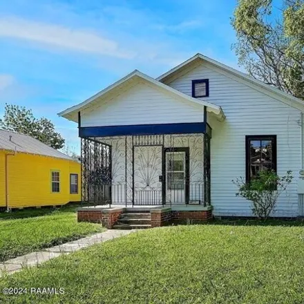 Buy this 2 bed house on 138 East Jefferson Street in Opelousas, LA 70570