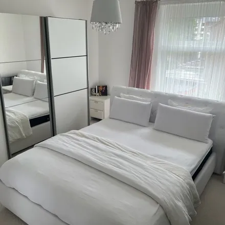 Rent this 3 bed apartment on Rue Seutin 45 in 1400 Nivelles, Belgium