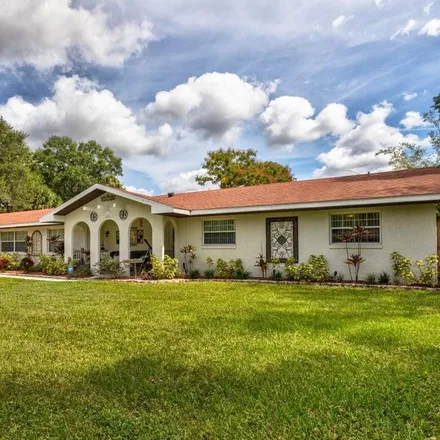 Buy this 4 bed house on 186 Groveland Road in Mount Dora, FL 32757