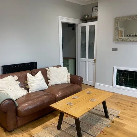 Image 4 - Lyndhurst, Alexandra Park, Bristol, BS6 6QB, United Kingdom - Apartment for rent