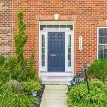 Image 3 - 13701 Neil Armstrong Avenue, Sully Square, Fairfax County, VA 20171, USA - House for sale