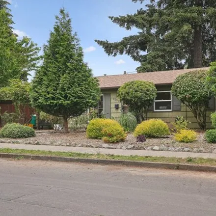 Image 2 - 9209 N Minerva Ave, Portland, Oregon, 97203 - House for sale
