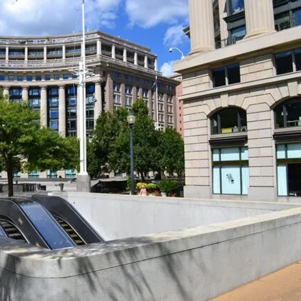 Image 3 - Market Square, 801 Pennsylvania Avenue Northwest, Washington, DC 20004, USA - Condo for sale