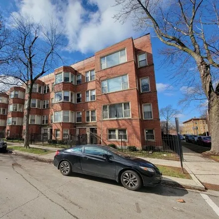 Rent this 2 bed condo on 6200-6210 South Evans Avenue in Chicago, IL 60637
