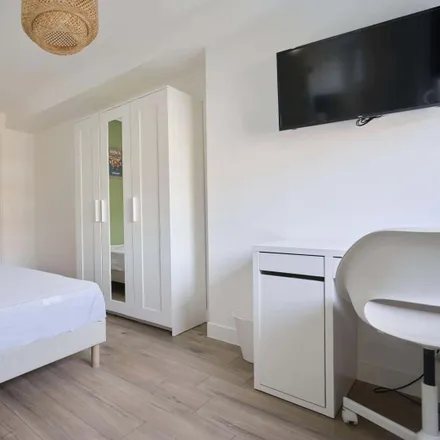 Rent this 2 bed room on 8 Rue Deschodt in 59037 Lille, France