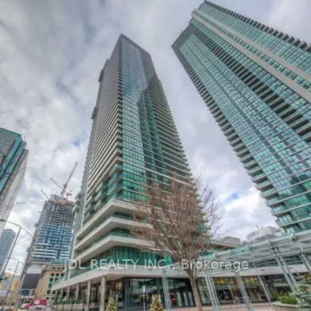 Image 2 - Pinnacle Centre, Lake Shore Boulevard West, Old Toronto, ON M5E 2A1, Canada - Apartment for rent