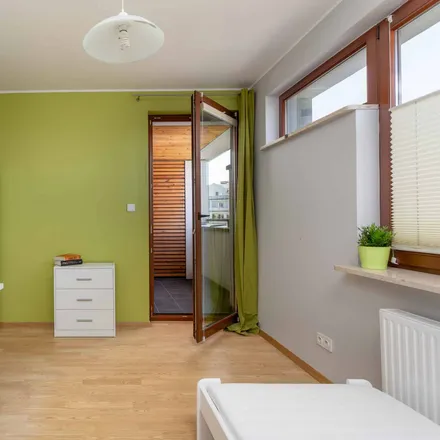 Rent this 3 bed room on Międzyborska 11 in 04-041 Warsaw, Poland