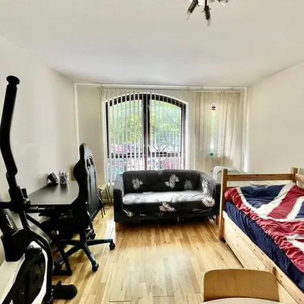 Rent this 1 bed apartment on Worcester Street in Oxford, OX1 2BX