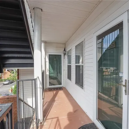 Image 3 - 201 Westover Avenue, Norfolk, VA 23507, USA - Apartment for sale