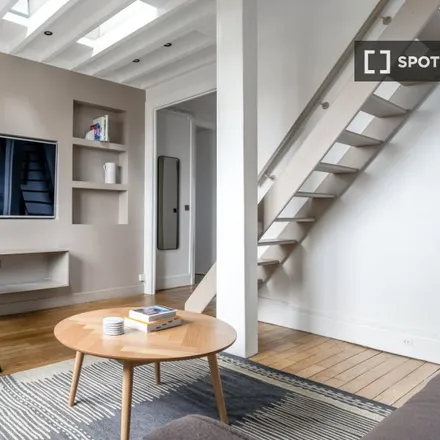 Rent this 2 bed apartment on 37 Boulevard du Château in 92200 Neuilly-sur-Seine, France