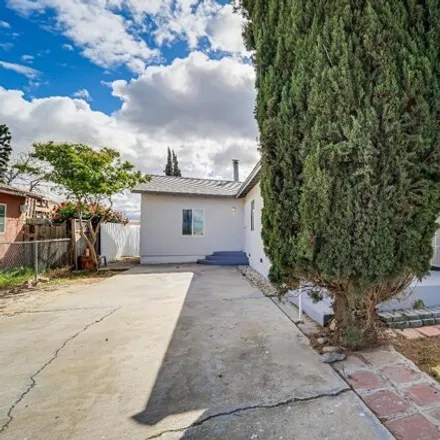 Image 2 - 1929 F Street, City of Wasco, CA 93280, USA - House for sale