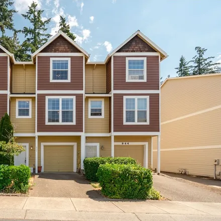 Buy this 3 bed townhouse on 932 Southwest 199th Avenue in Washington County, OR 97003
