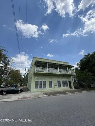 Rent this 3 bed condo on 406 East 2nd Street in Jacksonville, FL 32206